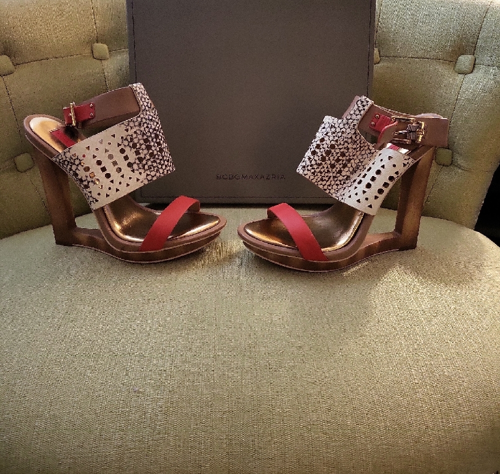 BCBGMaxAzria Red and Gold Heels with Intricate Design